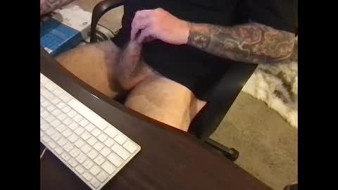 Snapshot of arcade76 chatting on 02/19/25, 10:12 arcade76 online show from 02/19/25, 10:12