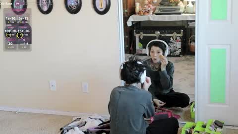 Archancel online show from 10/31/25, 03:24