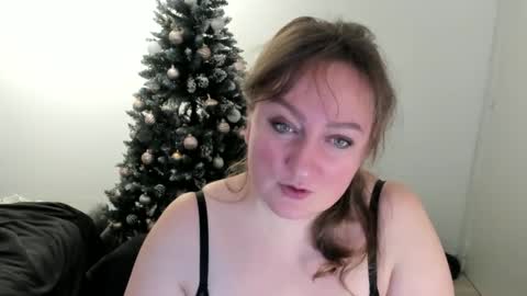 Tasy L online show from 12/29/24, 08:26
