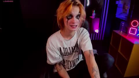 Snapshot of archiehali chatting on 10/16/25, 09:49 archiehali online show from 10/16/25, 09:49