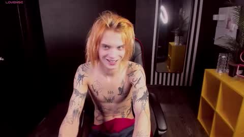 Snapshot of archiehali chatting on 10/17/25, 09:17 archiehali online show from 10/17/25, 09:17