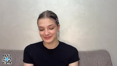 Snapshot of ardisparty chatting on 04/01/26, 06:49 Caroline online show from 04/01/26, 06:49
