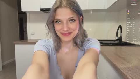 Caroline online show from 07/28/26, 04:39
