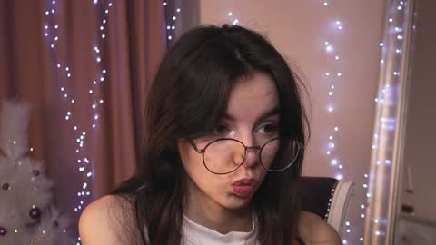 My name is Kelly online show from 12/15/24, 03:09