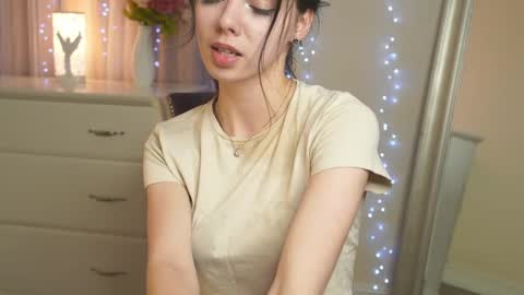 My name is Kelly online show from 03/02/25, 05:58