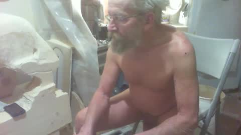 Snapshot of arealshowoff chatting on 02/06/25, 01:21 arealshowoff online show from 02/06/25, 01:21