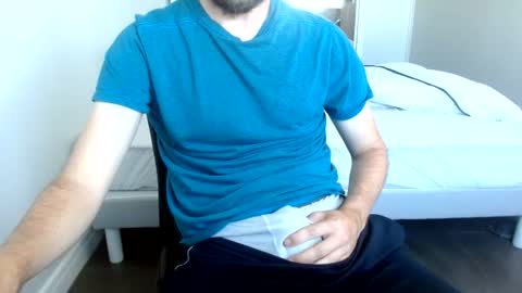 Arek online show from 06/18/26, 06:46