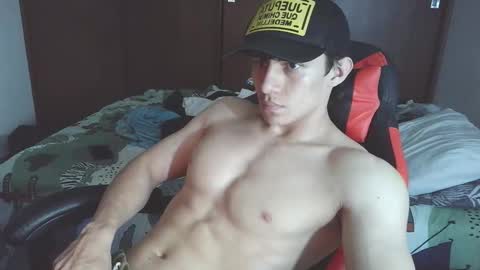 Snapshot of ares_aestheticgod chatting on 09/17/25, 03:19 Ares D online show from 09/17/25, 03:19