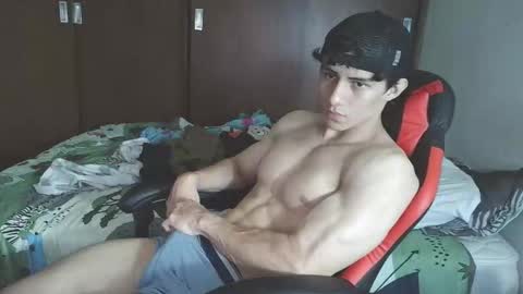 Snapshot of ares_aestheticgod chatting on 09/18/25, 12:01 Ares D online show from 09/18/25, 12:01