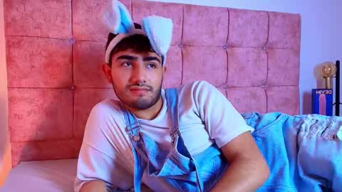 Ares Alpha  online show from 10/25/25, 09:20