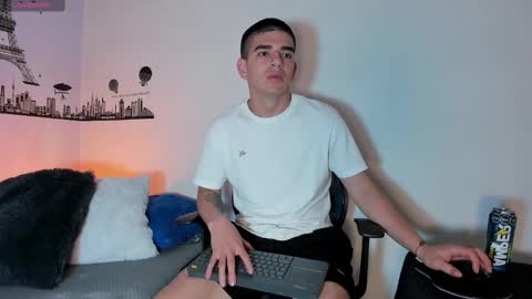 Snapshot of ares_johnsonn chatting on 12/03/24, 06:38 Ares online show from 12/03/24, 06:38