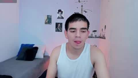 Snapshot of ares_johnsonn chatting on 12/24/24, 07:22 Ares online show from 12/24/24, 07:22