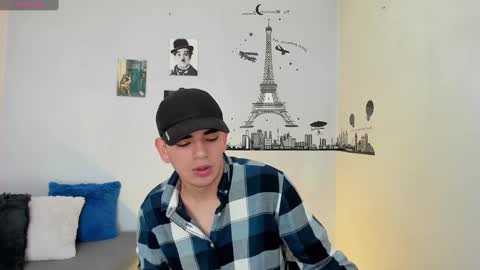 Snapshot of ares_johnsonn chatting on 01/03/25, 05:53 Ares online show from 01/03/25, 05:53