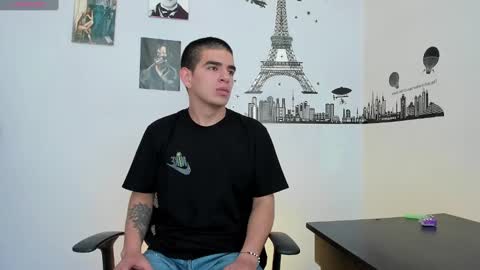 Snapshot of ares_johnsonn chatting on 01/11/25, 05:40 Ares online show from 01/11/25, 05:40