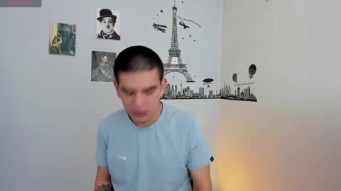 Snapshot of ares_johnsonn chatting on 01/14/25, 01:28 Ares online show from 01/14/25, 01:28