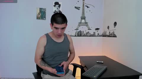 Snapshot of ares_johnsonn chatting on 01/16/25, 03:02 Ares online show from 01/16/25, 03:02