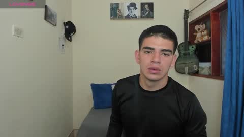 Snapshot of ares_johnsonn chatting on 02/09/25, 10:21 Ares online show from 02/09/25, 10:21