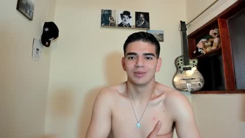 Snapshot of ares_johnsonn chatting on 03/08/25, 02:08 Ares online show from 03/08/25, 02:08