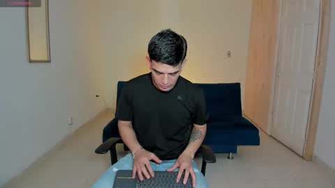 Ares online show from 10/01/25, 12:38