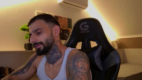 Snapshot of aressteel chatting on 11/03/25, 06:20 Ares Steel online show from 11/03/25, 06:20