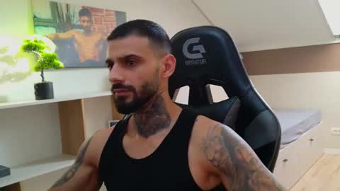 Snapshot of aressteel chatting on 11/24/25, 01:00 Ares Steel online show from 11/24/25, 01:00