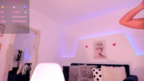 Ari online show from 12/20/24, 02:05