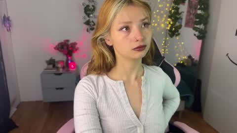 ari online show from 07/25/26, 04:32