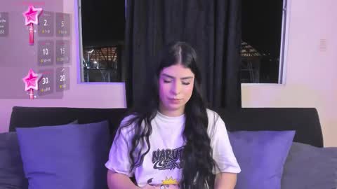 Snapshot of ari_peaches chatting on 12/14/25, 08:20 Ari online show from 12/14/25, 08:20