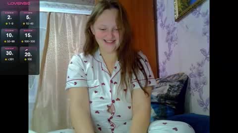 Snapshot of aria__dark chatting on 10/11/25, 09:35 Aria online show from 10/11/25, 09:35