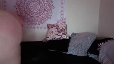 Snapshot of aria__marie chatting on 04/03/26, 04:21 Aria Marie online show from 04/03/26, 04:21
