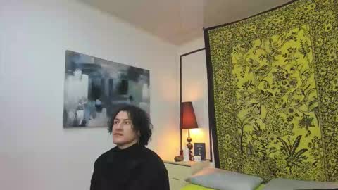 aria y orien  online show from 09/25/25, 11:03