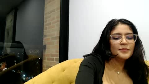 Snapshot of aria_andradee chatting on 02/20/25, 12:08 aria_andradee online show from 02/20/25, 12:08