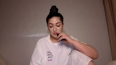 aria_blisss online show from 12/23/25, 01:36