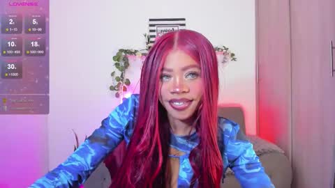    ARIA    online show from 10/17/25, 12:47