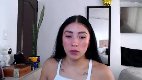 Snapshot of aria_castelli chatting on 05/27/26, 02:25 Aria Castelli online show from 05/27/26, 02:25