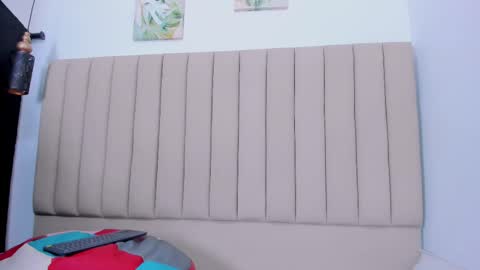 aria_henao online show from 09/19/25, 03:41