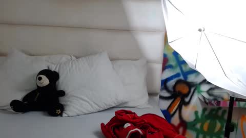 aria online show from 12/11/24, 11:08