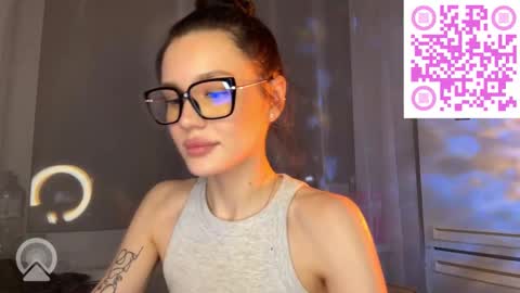aria_mila online show from 02/09/26, 08:57