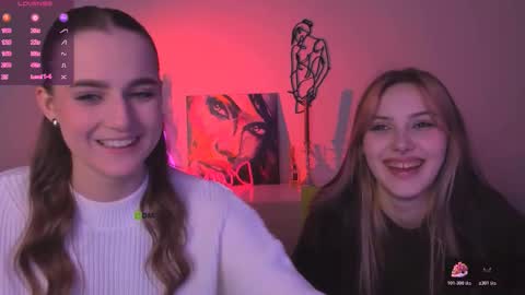 Luna online show from 10/22/25, 07:13