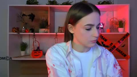 Luna online show from 10/28/25, 08:11