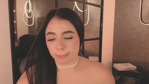 Snapshot of aria_moont chatting on 09/26/25, 12:14 I OOT online show from 09/26/25, 12:14