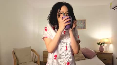 ariaa_23 online show from 12/19/25, 01:18