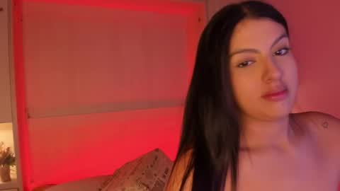 ariaahill online show from 09/11/25, 11:54