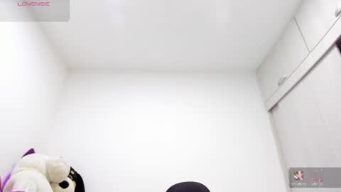 Snapshot of ariacoral chatting on 07/06/26, 01:19 ariacoral online show from 07/06/26, 01:19