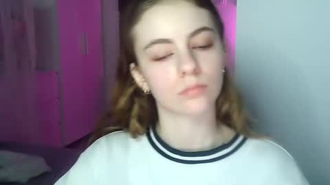 AriaCreazy online show from 12/10/24, 09:22