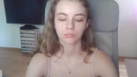 AriaCreazy online show from 06/02/26, 09:11