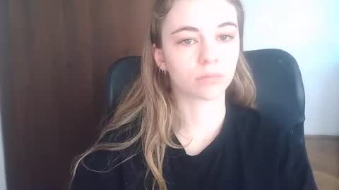 AriaCreazy online show from 06/16/26, 06:27
