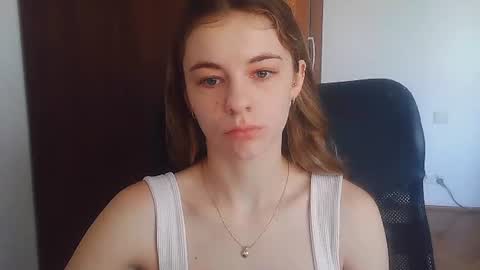 AriaCreazy online show from 06/22/26, 06:21