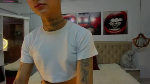 Snapshot of ariadna_05 chatting on 06/03/26, 11:02 ariadna online show from 06/03/26, 11:02