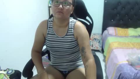 Snapshot of ariadna_6 chatting on 10/28/25, 06:21 ...Ariana... online show from 10/28/25, 06:21